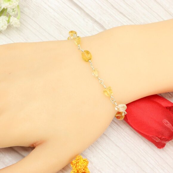 "Trendy Handmade Bracelet – A Thoughtful Gift for Girls & Women | UNVRC1392 - Picture 7 of 10
